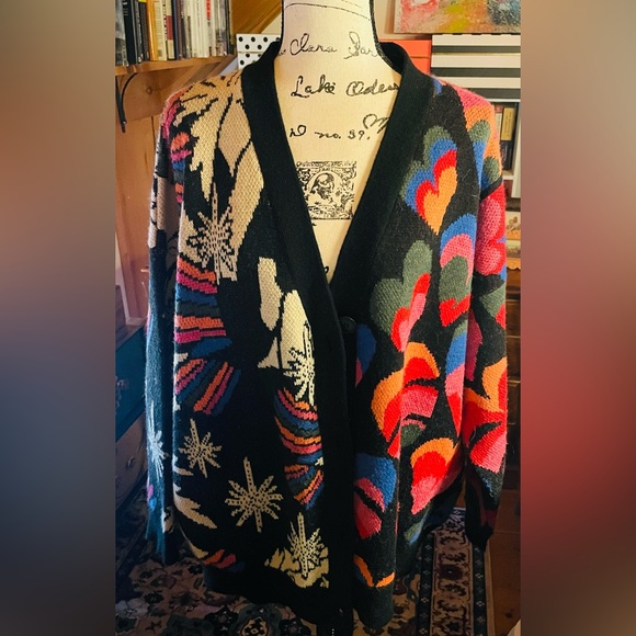 FARM Rio Multicolor Ikat Hearts and Bold Whimsical Oversized Cardigan - Picture 11 of 11